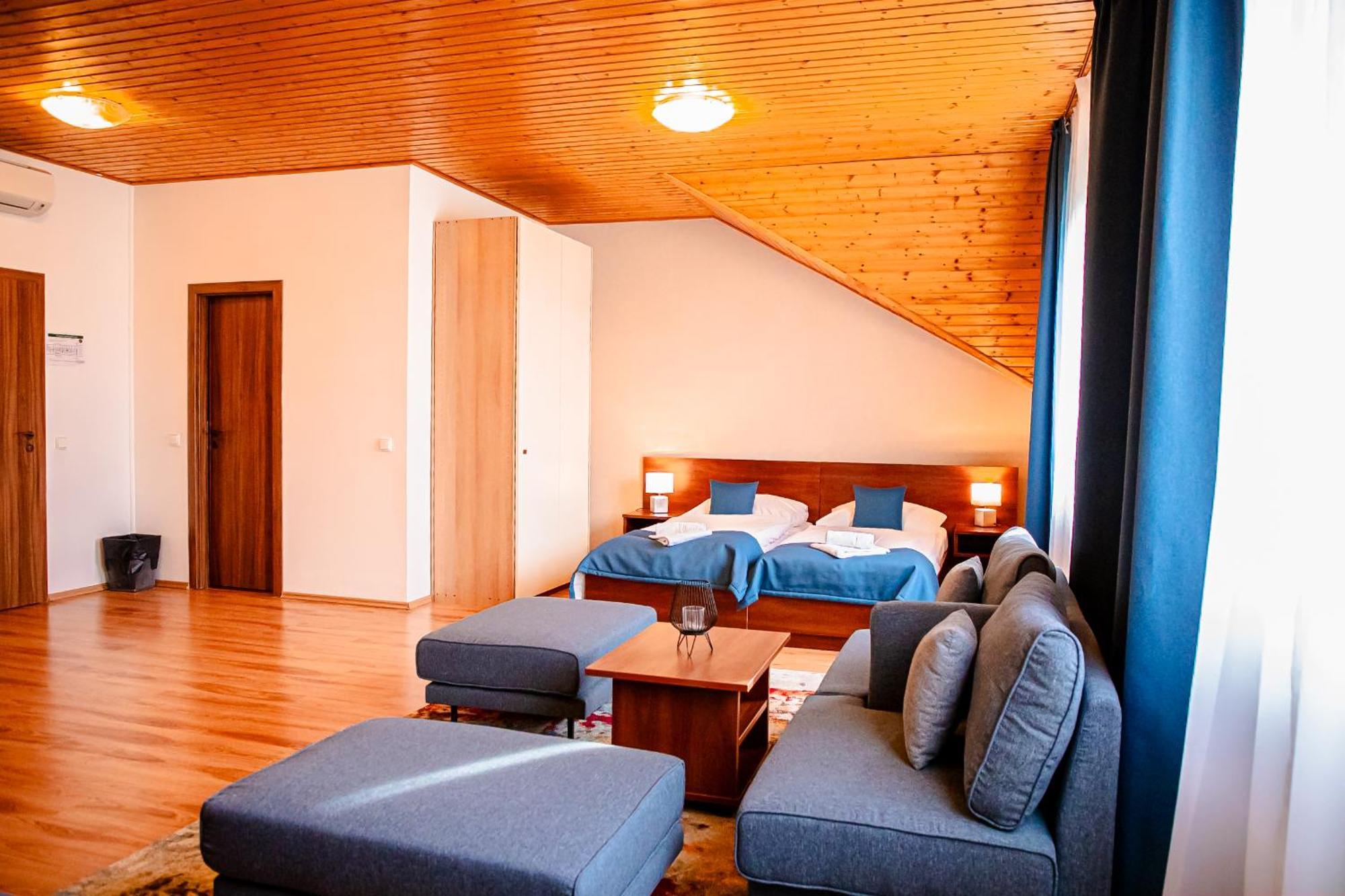 Hotel Rozálka 3*
