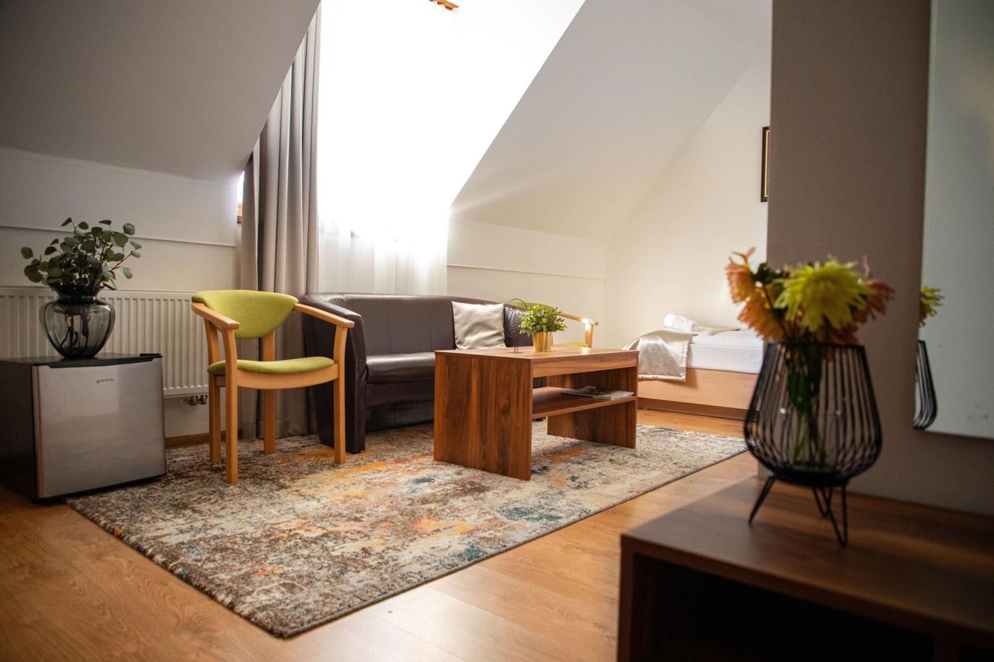 Hotel Rozálka 3*