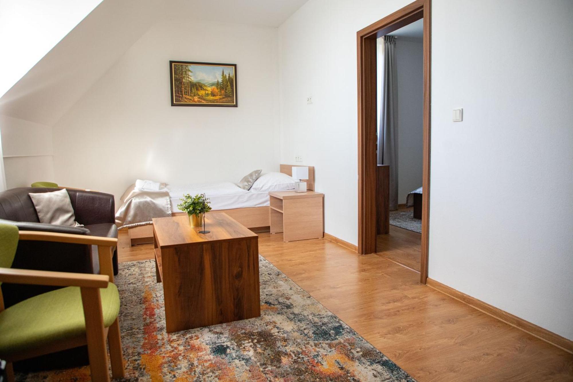 Hotel Rozalka Pezinok