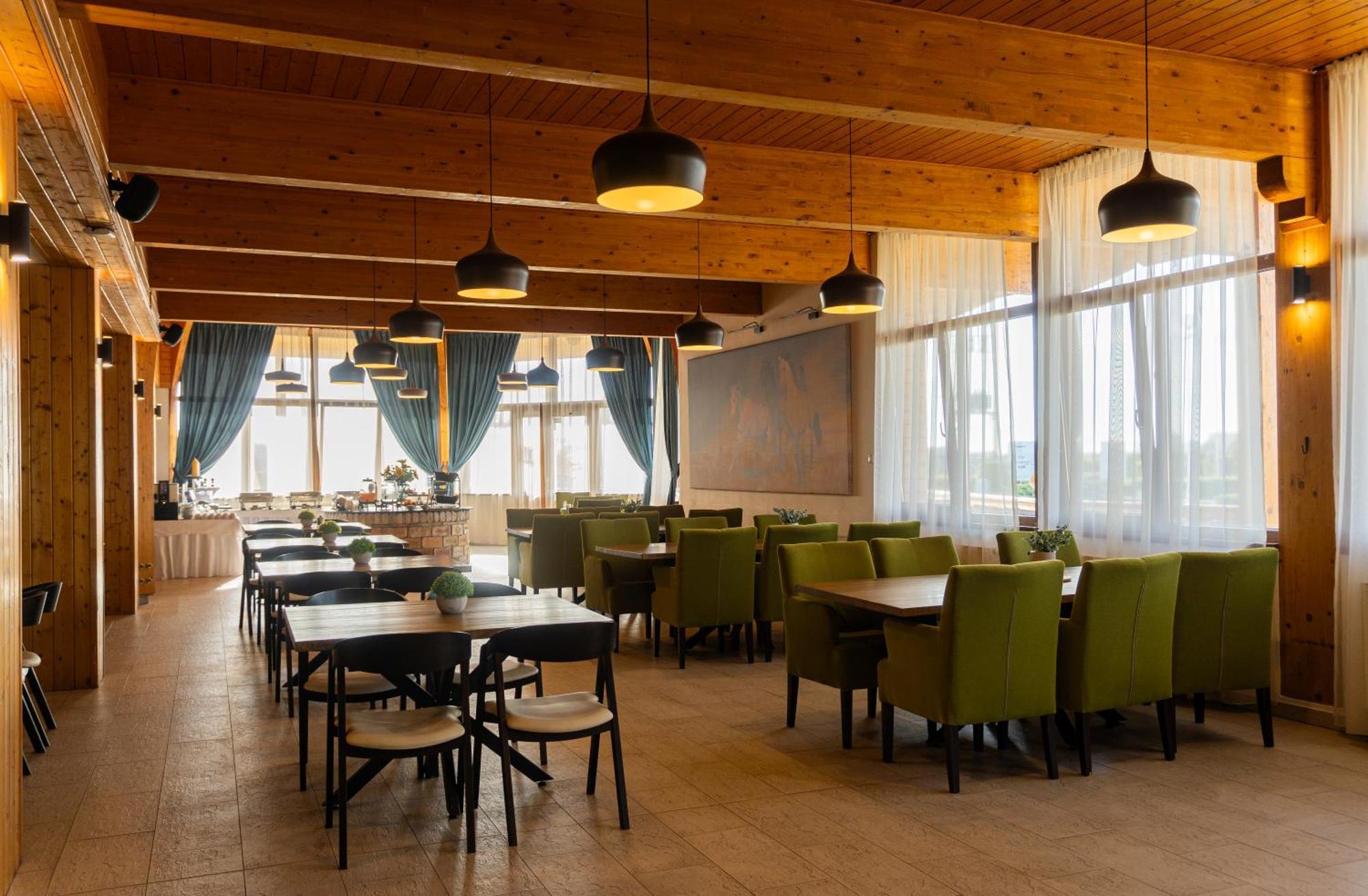 Hotel Rozalka 3*
