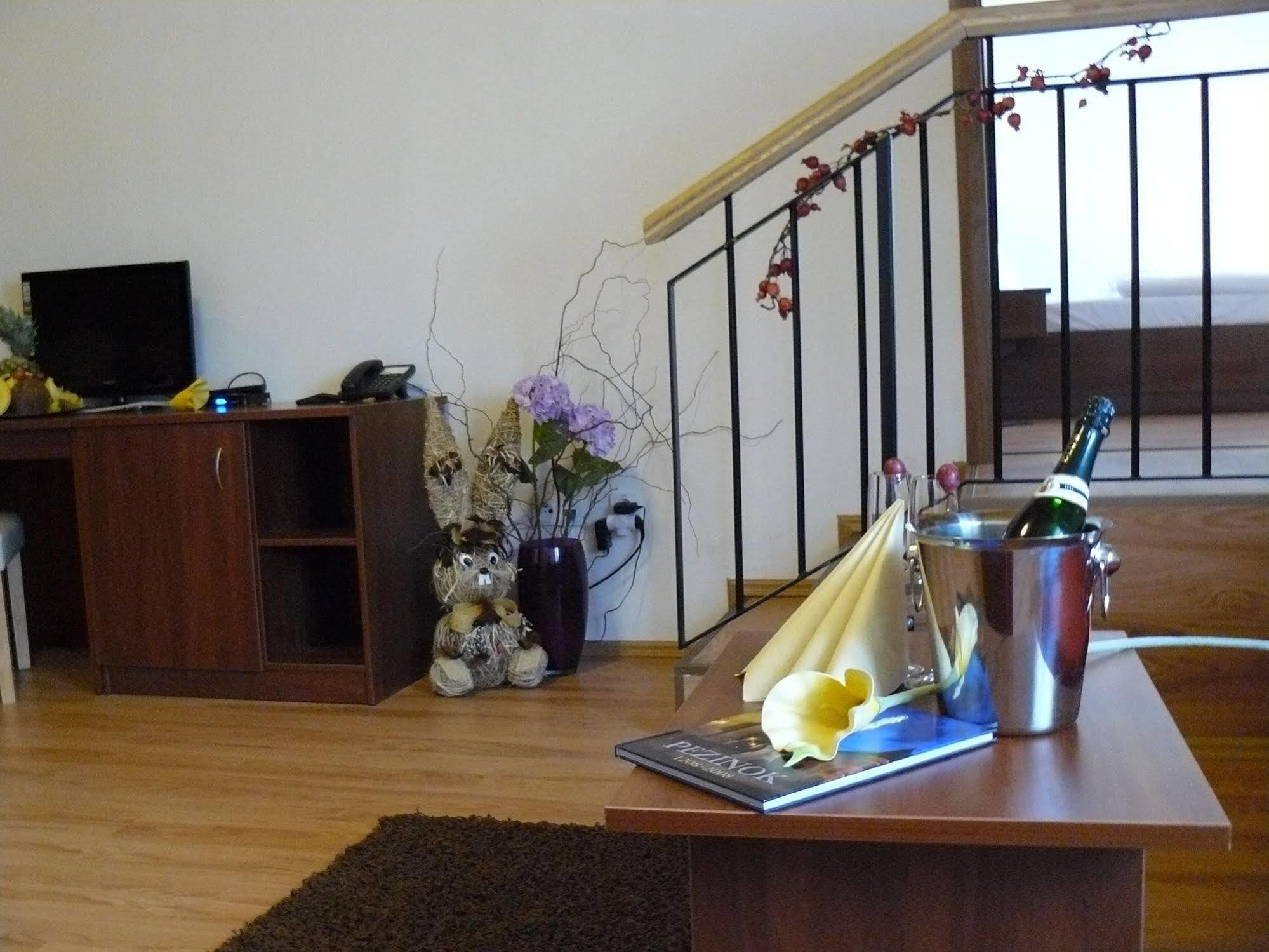 Hotel Rozálka 3*
